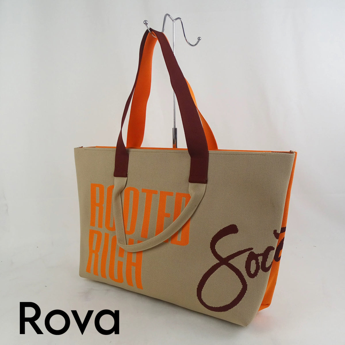 Mona Rue (Preorder)